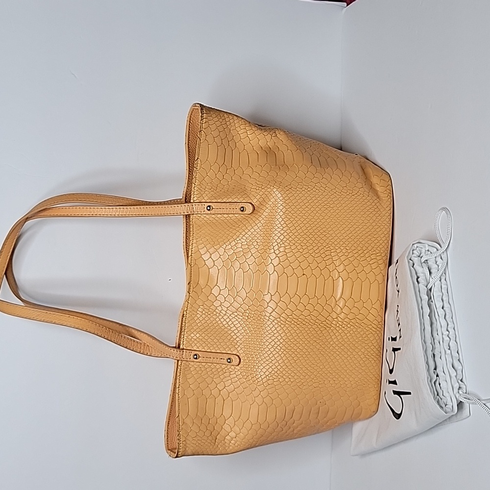 Gigi New York Teddi Peach Python Embossed Leather… - image 1